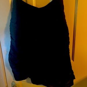 Elegant Morgan LeFey layered black skirt